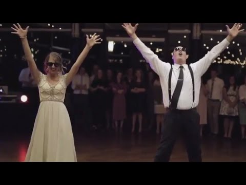 Father, Daughter Surprise Wedding Guests with Epic Dance