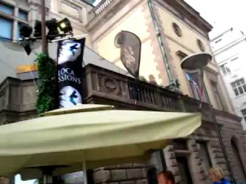 F12 Terassen, Loca Sessions - Eddy Cabrera playing