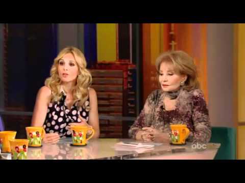 BARBARA WALTERS JUSTIFIES ZIMMERMAN'S APOLOGY.flv