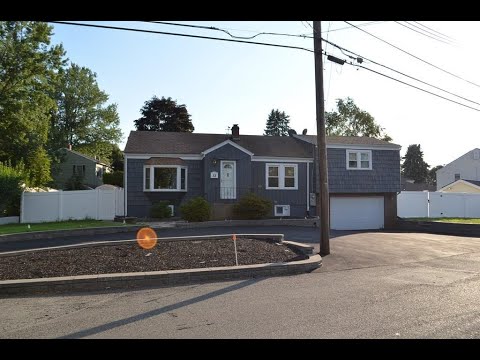 33 Newcomb Avenue, Saugus, MA | MLS# 72701067 - Century21NorthEast