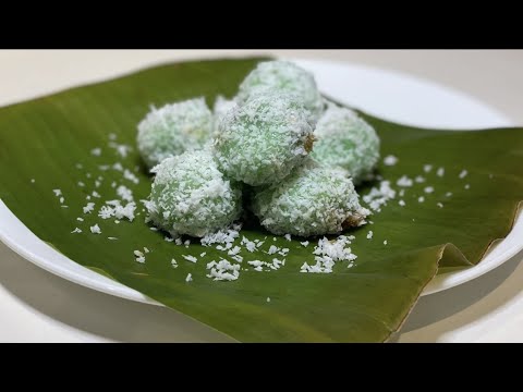 Klepon - Indonesian Sweet Rice Cake