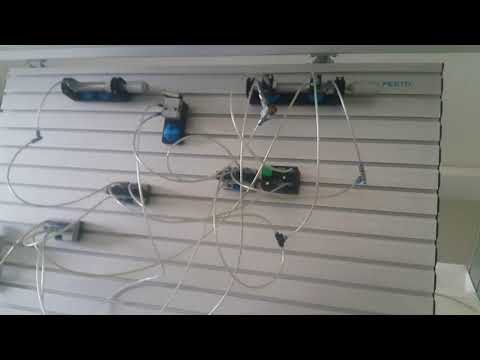 FESTO Pneumatic - Exercise 18: Pressing in of lids