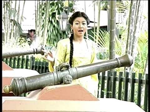 Syura & M.Daud Kilau - Joget Burung Merpati (Official Music Video)