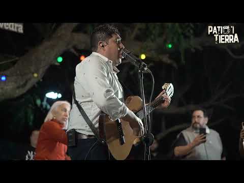 Y AHORA SOY FELIZ / LA ÑAUPA ÑAUPA (EN VIVO) Marcelo Toledo