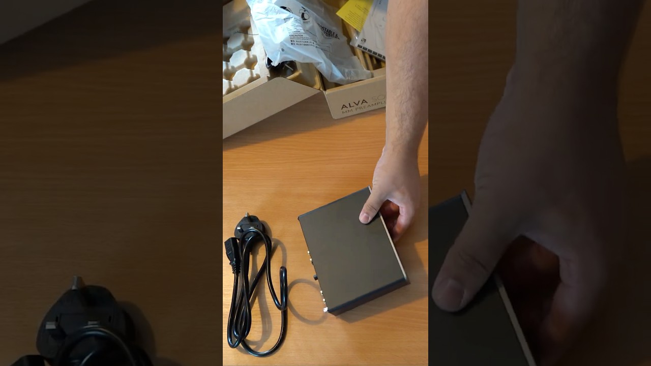 Cambridge Audio Alva Solo Pre-Amp Unboxing