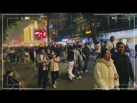 Nhìn Lại Phố Đêm Trước Giao Thừa 2025 🎆🧨