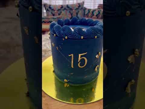 💙💙💙 #cakedecoration #cakedesign #birthdaycake