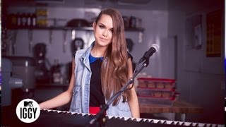 Amanda Mair — &quot;Sense&quot; — MTV Iggy Live