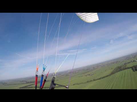 Noordeloos - The Netherlands - 14-09-2019 - 10:29 - Maurik Paragliding