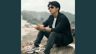 Download lagu Cinta Menggores Luka mp3