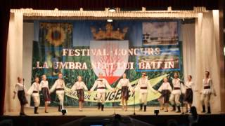 Ansamblul de dansuri populare ,, Pelinița ''