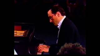 Download lagu F. LISZT 'Totentanz'. Pianista Michele Campanella. Roma Piazza di Spagna 31 luglio 1986. mp3 Download lagu F. LISZT 'Totentanz'. Pianista Michele Campanella. Roma Piazza di Spagna 31 luglio 1986. mp3