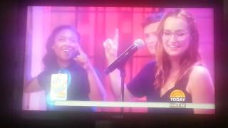 [CC] Ingrid Michaelson performing &#39;Hell No&#39; with Deaf West on the Today show