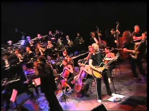 Bulutsuzluk Özlemi - Yaşamaya Mecbursun