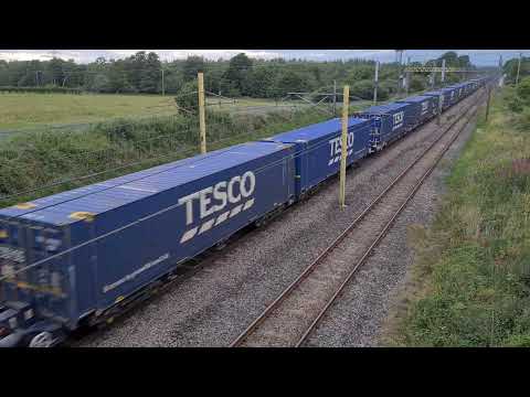 88010 Aurora near Floriston heading South 25-8-23.