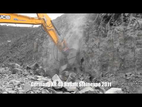 Xcentric Ripper XR40 Breaking Basalt (Germany 2011), www.SAES.nl