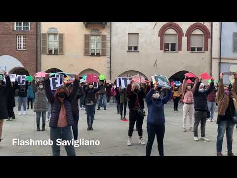 Flashmob a Savigliano contro la DAD: “Scuole aperte”