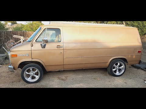 G10 G20 G30 Full size Chevy Van New wheels American Racing Torq Thrust II Wheels