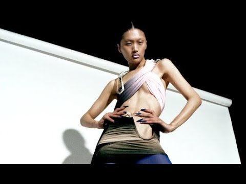 YILAN HUA Top 10 Walks of Fall 2022 - Fashion Channel