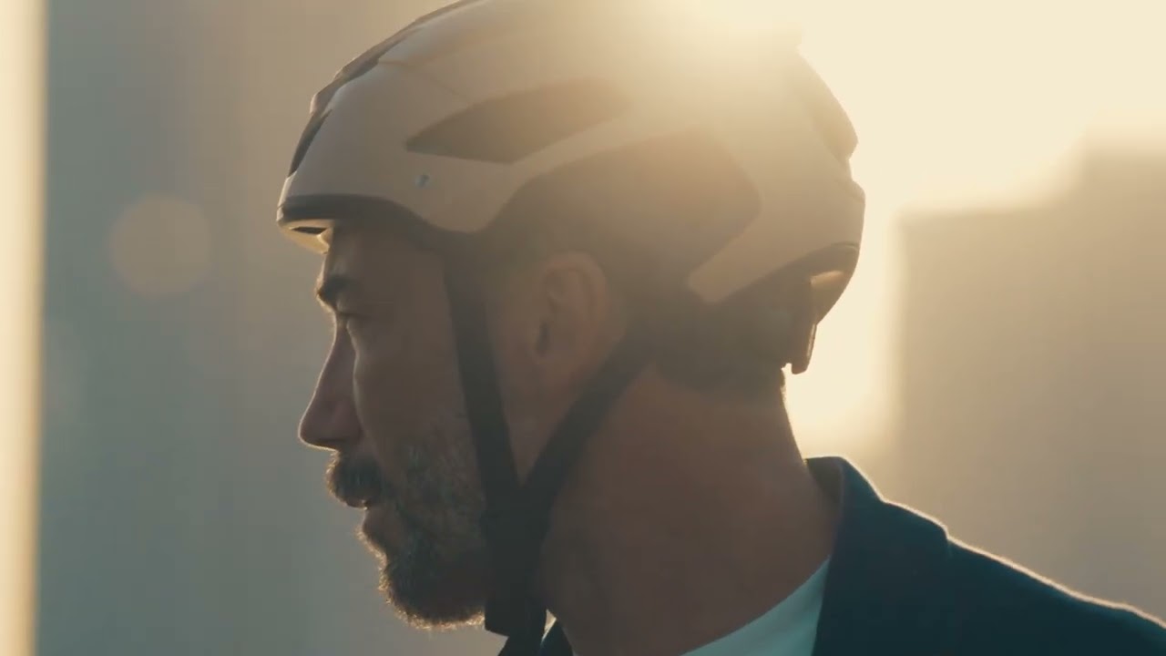 AYS - Emirates & Flydubai Video Campaign - Brand film | AYS (2025) - Branding - Isabel Palacio