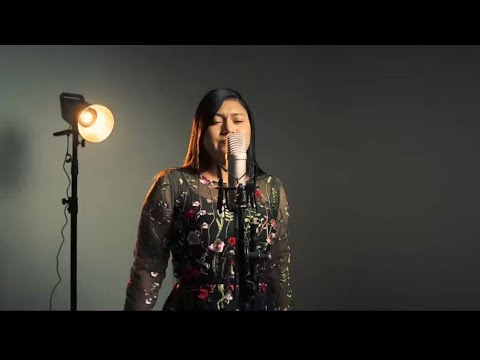 No Te Rindas - Leticia Irias (Video Oficial)