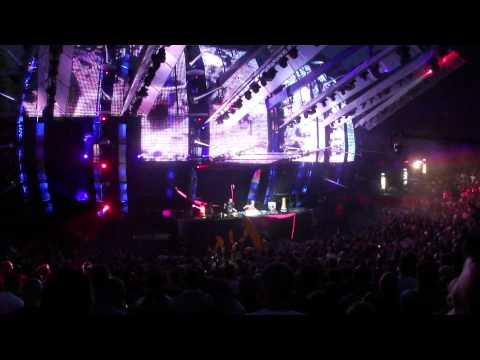 Dada Life @ Sunrise Festival 2011 plays Unleash The Fucking Dada