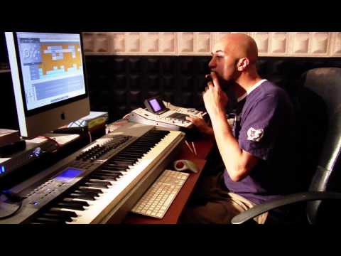 JOTA MAYUSCULA & DUDDI WALLACE MAS GRAVES