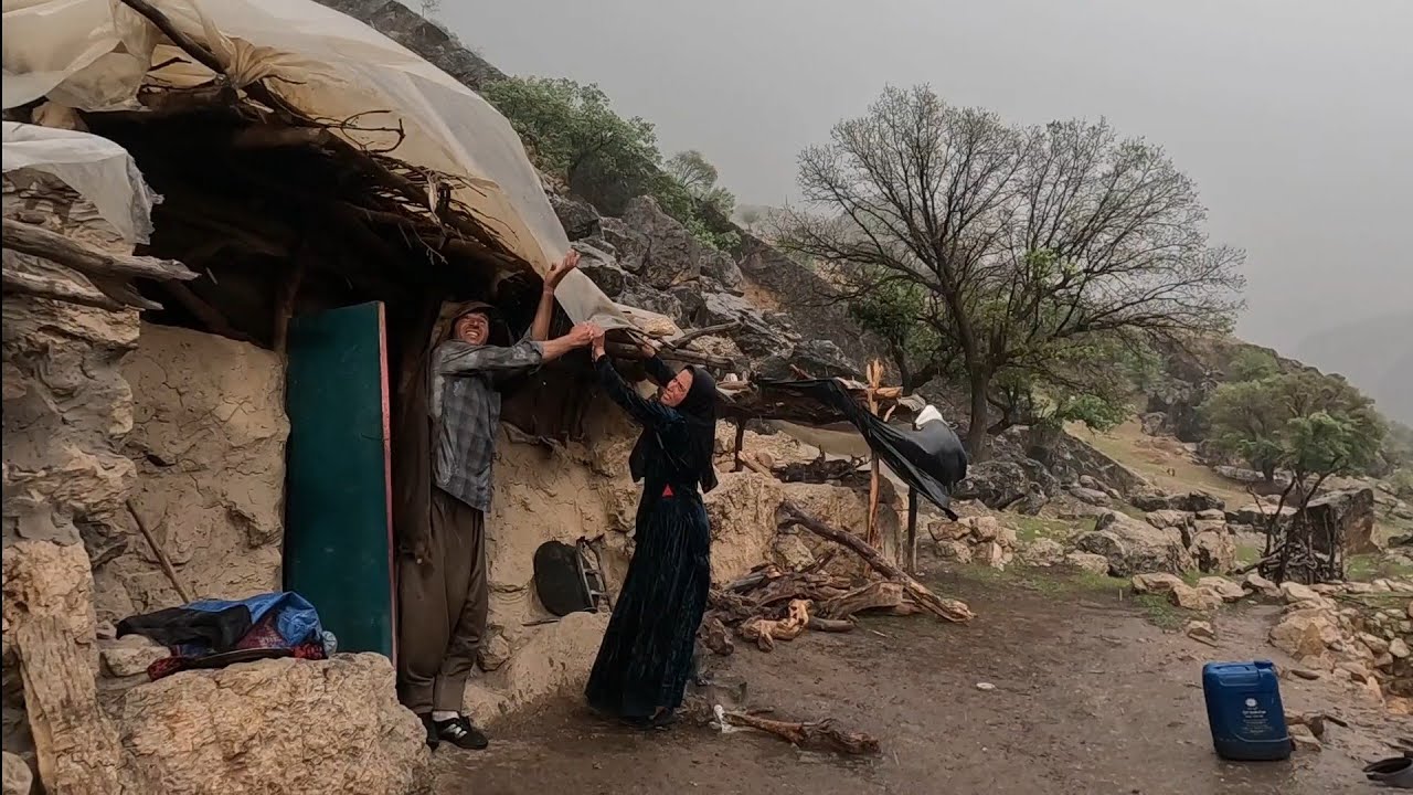 Strong Storm and Roaring Sky in the Nomadic Area: Atabek Family Caught in the Rain⛈️🌧️