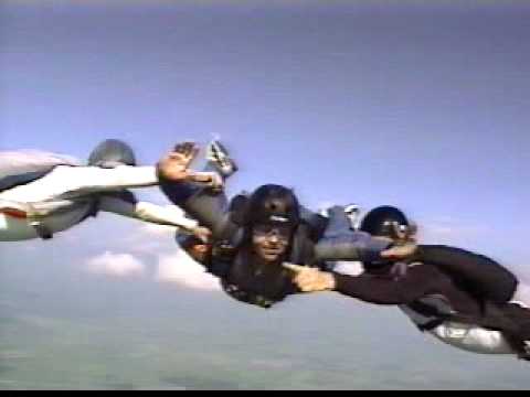 Skydiving Student Main Chute Problem