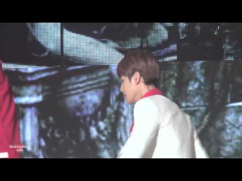 131114 Melon Music Awards EXO  Why so serious Baekhyun Focus