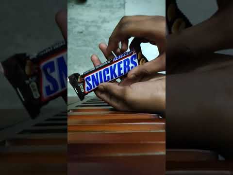 UNBOXING THE SNICKERS CHOCOLATE