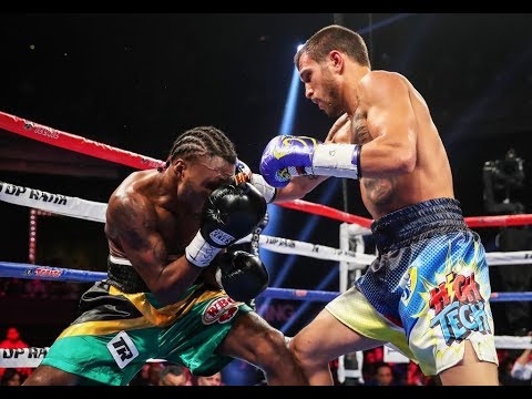 Vasyl Lomachenko ● Footwork - Creating Angles - Combination Punches