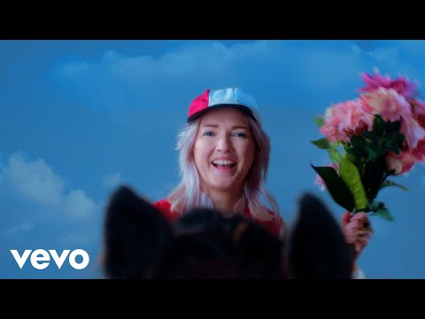 Ailbhe Reddy - Last to Leave (Official Music Video)