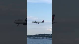 #Planespotting Landing at DCA