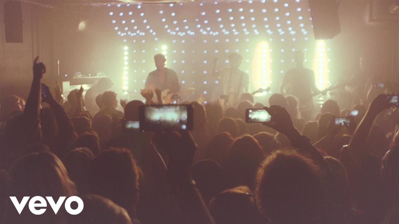 Eliza and the Bear - Higher