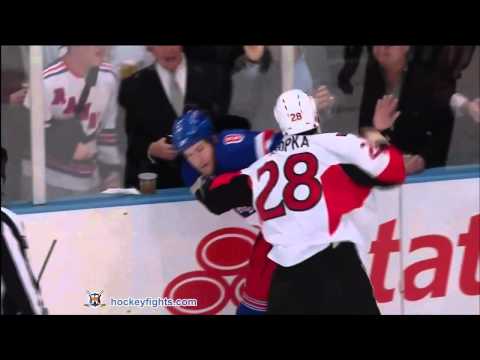 Zenon Konopka vs Brandon Prust Jan 12, 2012