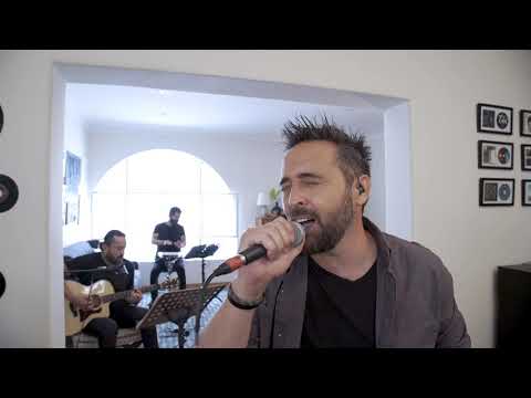 Diego Dibos - "Cerca" (20 años de música | Desde casa)