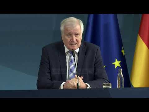 Top News - Frikë nga variantet e reja! Gjermania mbyll kufirin me Çekinë dhe Austrinë