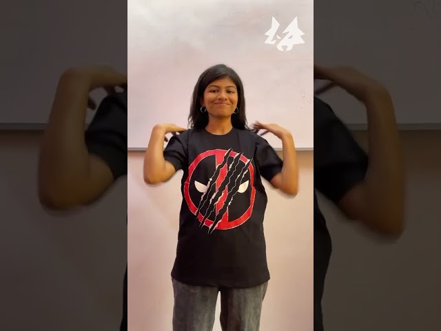 Vídeo relacionado con Marvel Deadpool - Sudadera con capucha de forro polar de lujo para hombre, color rojo, rosso, Altoa única