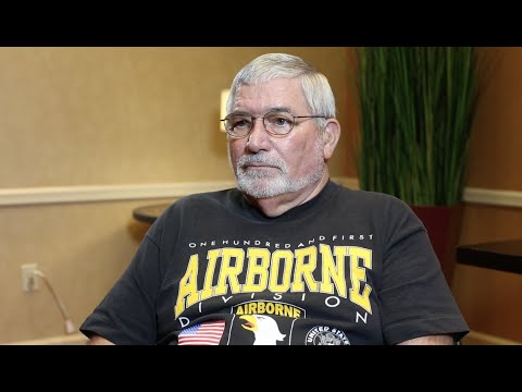 Vietnam vet talks about the war, serving with the smallest soldier, Richard Flaherty, & tunnel rats.