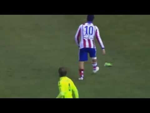 Arda Turan throw his boot to referee BARCELONA-A.MADRIT