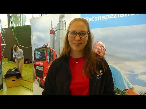 Thomas Beton auf der Berufsinformationsmesse Kiel | Ein Film von Gerd Rapior