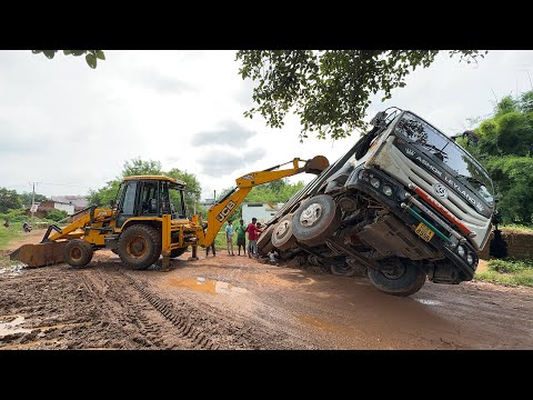 Ashok Leyland Dumper Tyre Sank in Deep Mud Rescued By JCB 3dx Xtra and JCB 3dx Xpert