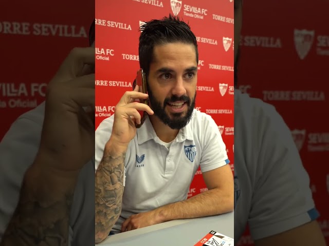 Vídeo relacionado con FRIENDLY LICENSE Alfombrilla para Ratón- Base de Goma Antideslizante- Ideal para Gaming- Forma de Escudo de Club de Futbol - Producto Oficial Sevilla FC