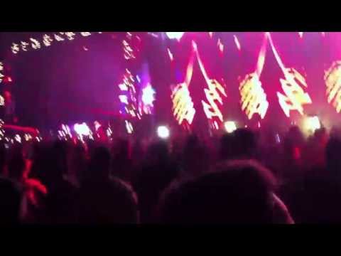Headhunterz (Feat. Krewella) - United Kids of the World (Electric Daisy Carnival: Chicago 2013)