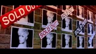 Robyn feat. Snoop Dogg - U Should Know Better (Official Video)