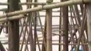 preview picture of video 'Hong Kong. Building Bamboo Scaffolding'