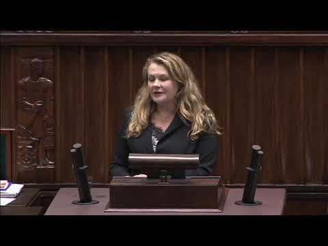 Katarzyna Piekarska ostrzega o armagedonie w sądach