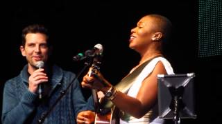 India.Arie, Back to the Middle (with Chris Mann)