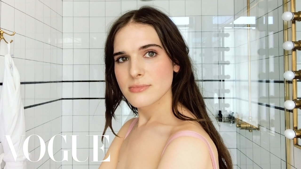 Hari Nef